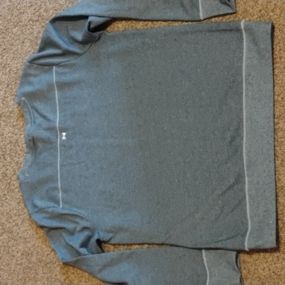 Under Armour 🎁Jersey top - Picture 4 of 4